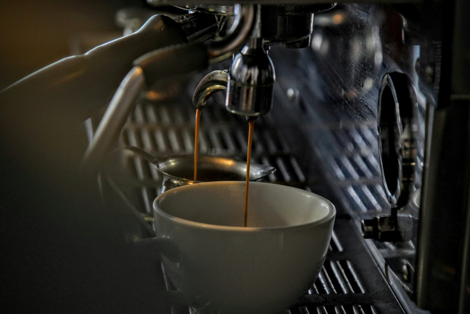 Best Coffee Machines Under £150 Compared